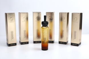 璀璨交融 化妆品与珠宝的视觉盛宴——某品牌系列产品包装设计探析